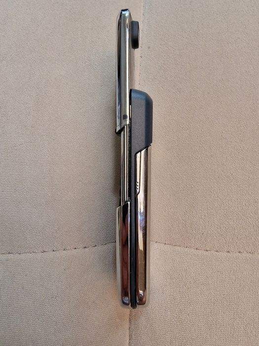 Продава Nokia 8800