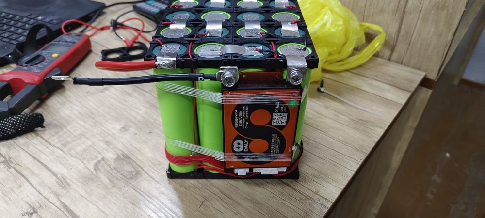 Сборка аккумуляторов