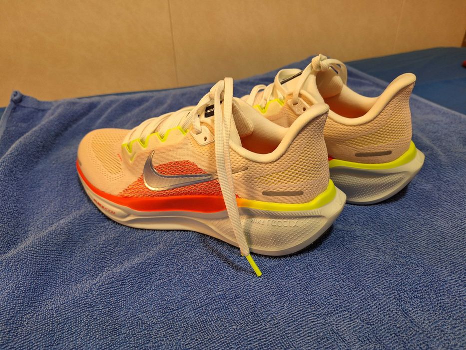 Дамски маратонки NIKE PEGASUS ZOOMX