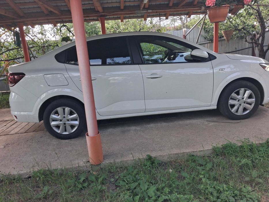 Auto dacia logan