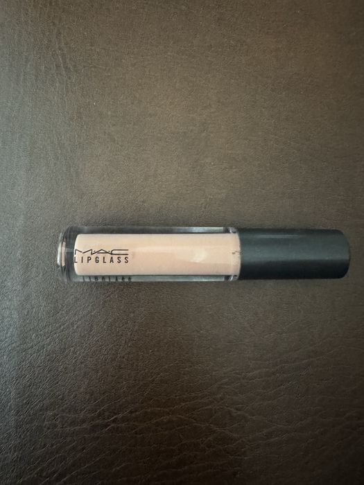 Тени Dior, корректор Kiko, блеск MAC