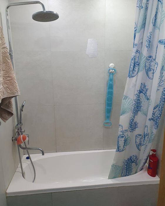 Карасу 4 ,4 комнатная ,93 кв.м  Балкон 2×6