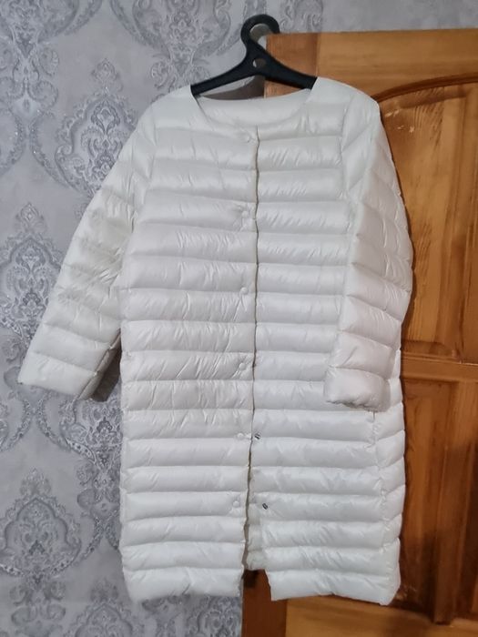 Продам пуховик новый