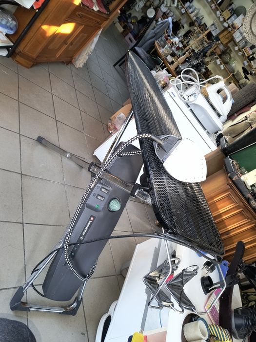 Masa și statie călcat profesională