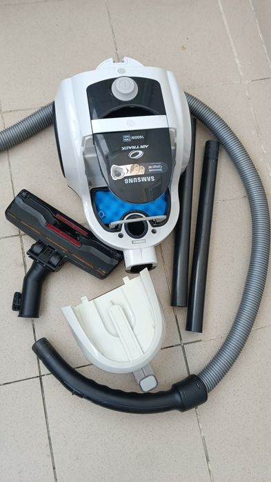 Пылесос Samsung 1600w