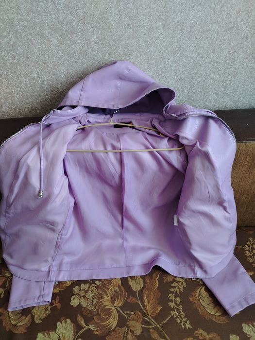 Продам кожаную куртку