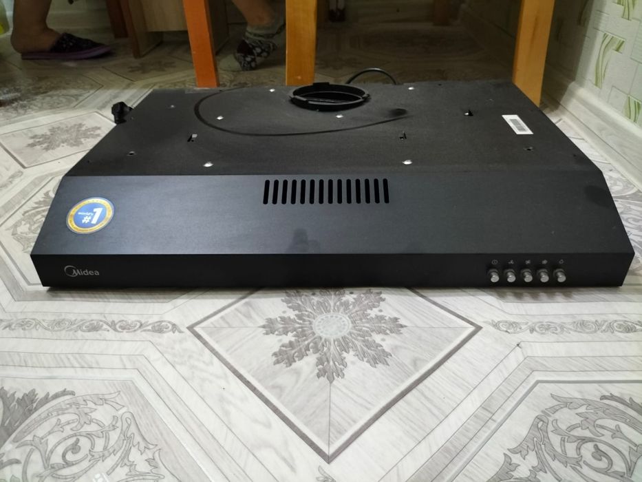 Вытяжка хорошом состояние