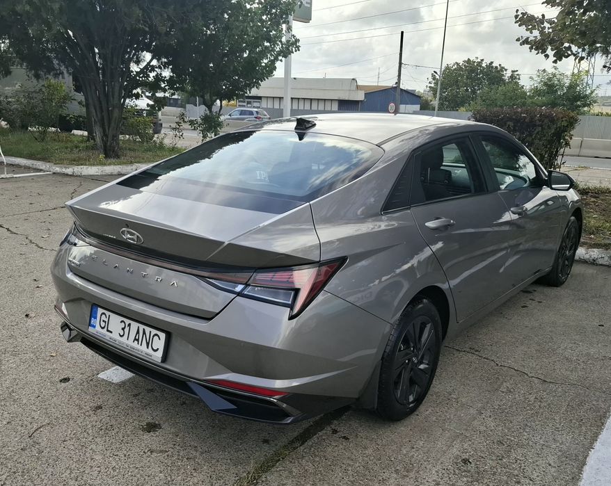 HYUNDAI Elantra 2022 — imagine 4