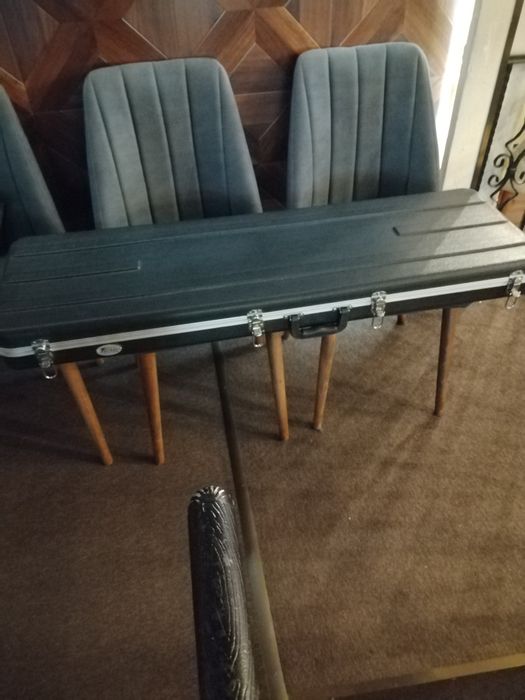 Куфар за бас китара Factor