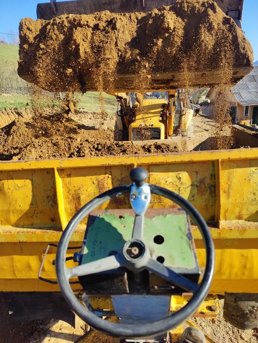 Vand/Inchiriez dumper benford 6t