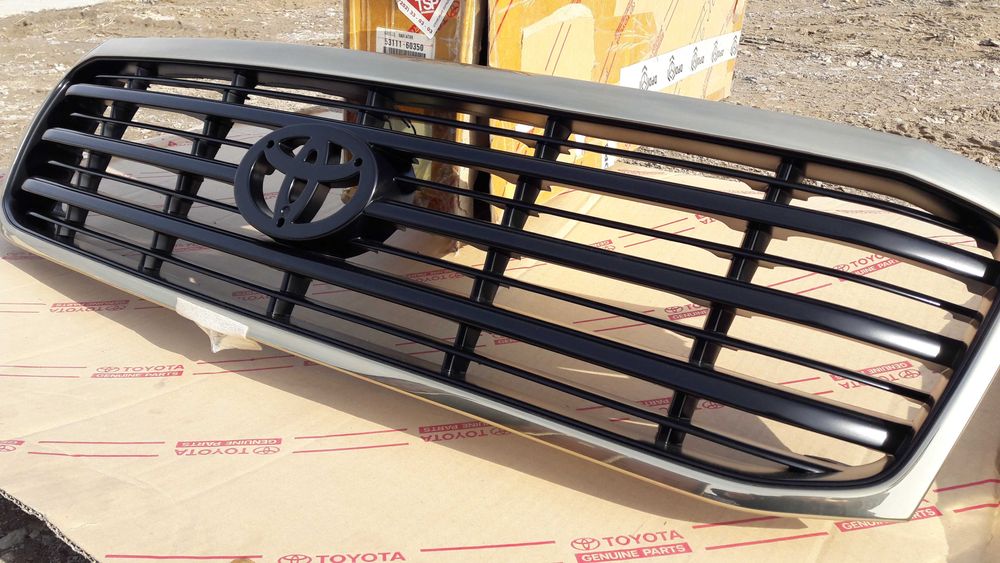 Решетка радиатора Toyota