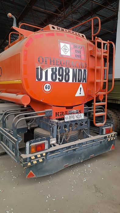 Ёнилғи ташувчи автоцистерна (бензовоз)