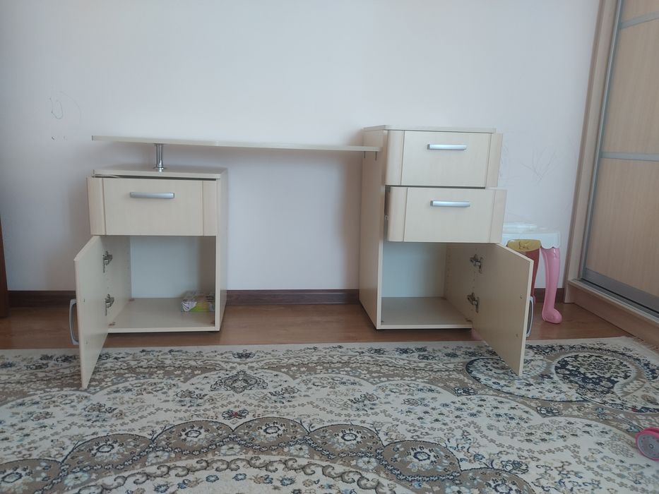 Туалетный столик