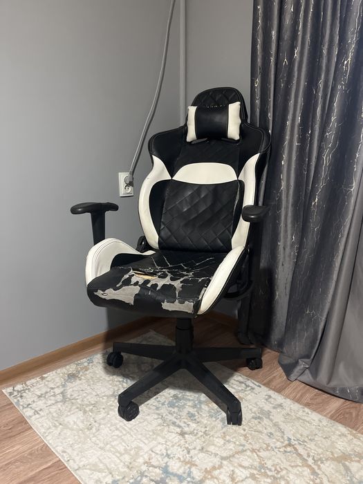 Продам игровое кресло, срочно!!!