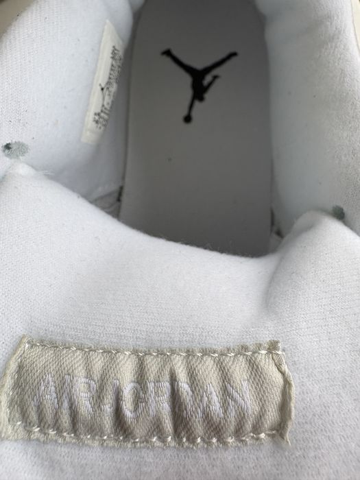 Air Jordan 4 “Frozen Moments”