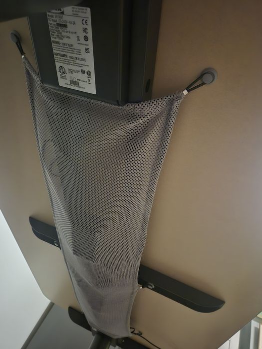 Birou BEKANT cu înălțime reglabilă electric, negru, 160x80