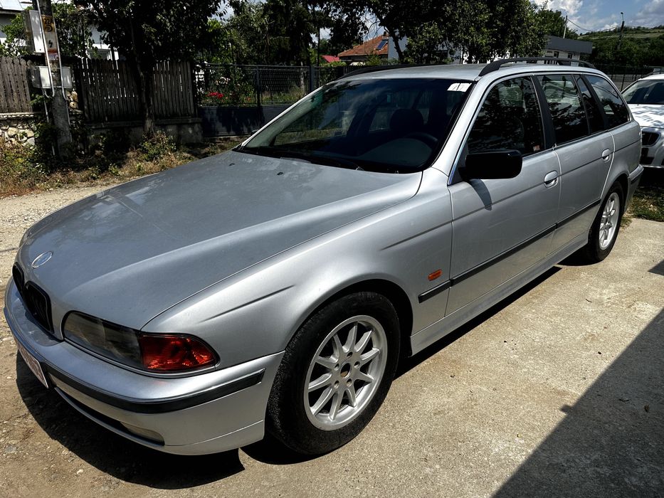Vand BMW Seria 5 523i