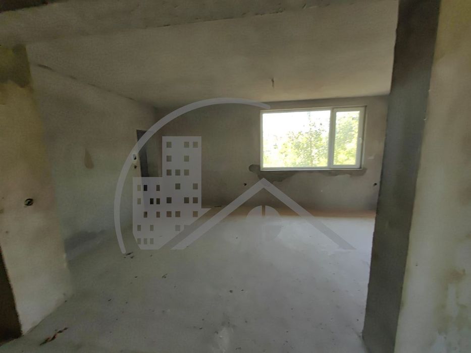 Продава се Къща в с. Шкорпиловци, Област Варна - 380 кв.м за 311 €/кв.м - Снимка #2