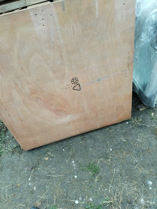 Palet din tego tratat dimensiuni 95/95 grosime 3 cm