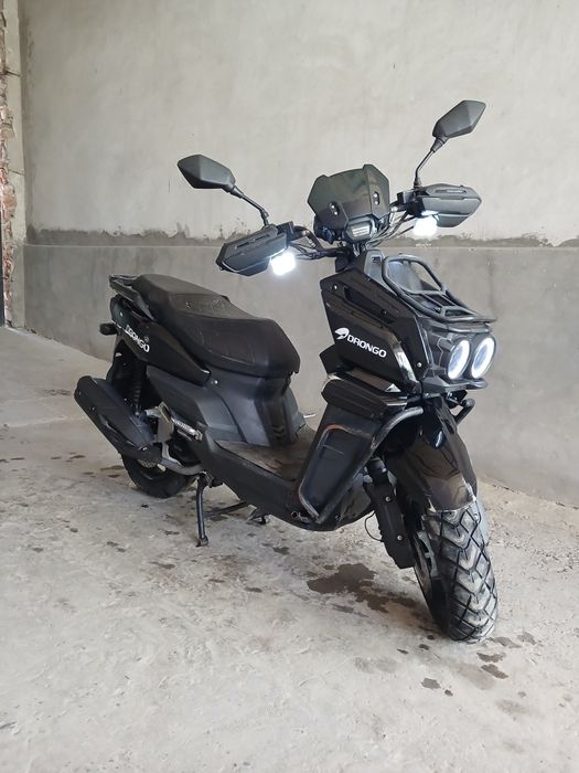 Sroʻchni sotiladi skuter Tank DRONGO