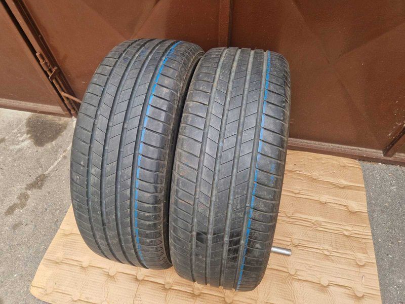 2 Bridgestone R19 225/45
летни гуми 
DOT1419