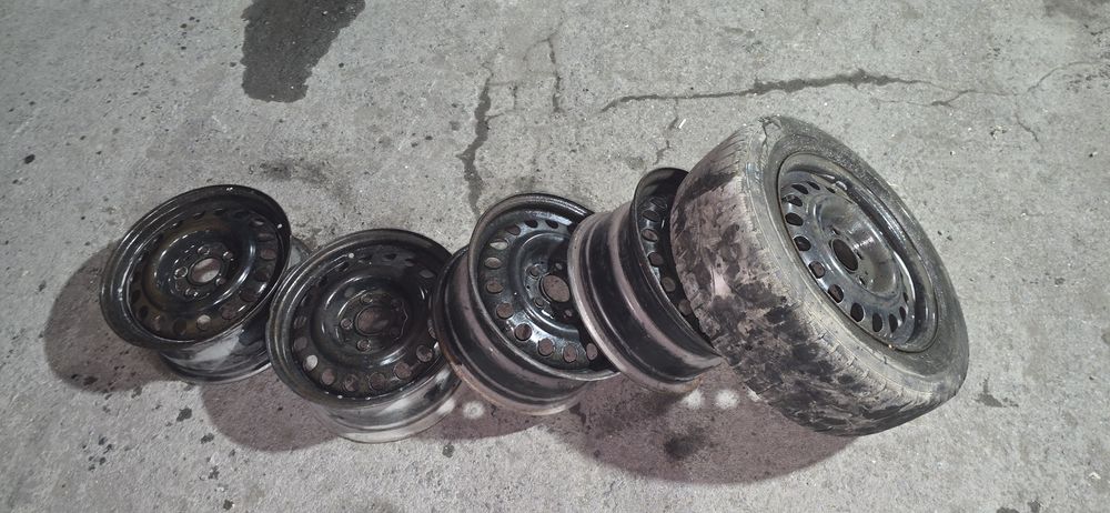 Продаю б/у диски