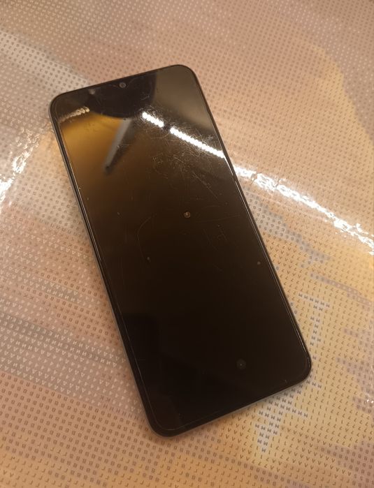 Телефон Vivo Y21