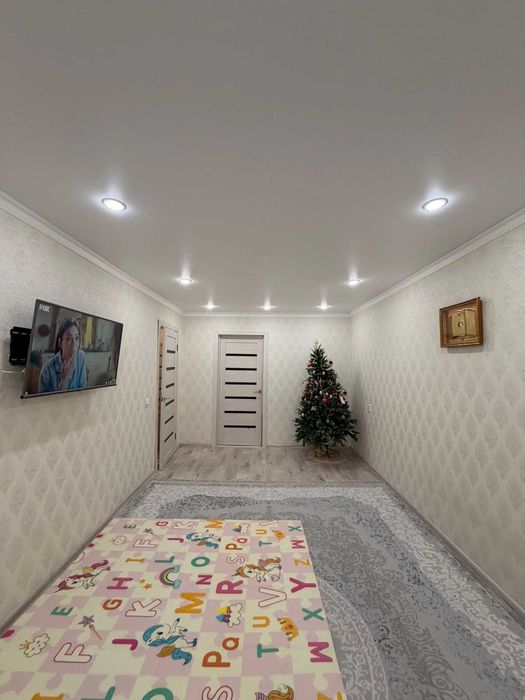 продается 2 ком квартира район Детсад