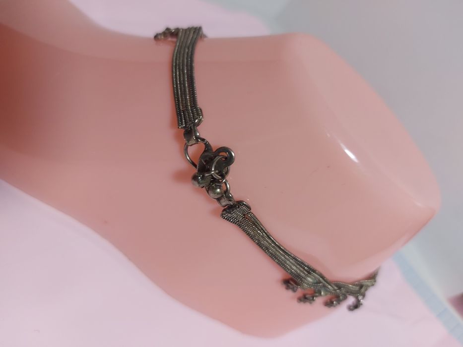 Индийский браслет на ногу.