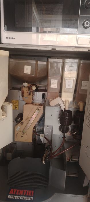 Automat de cafea profesional (Tabletop) – Ideal Birou / Spațiu Comercial
