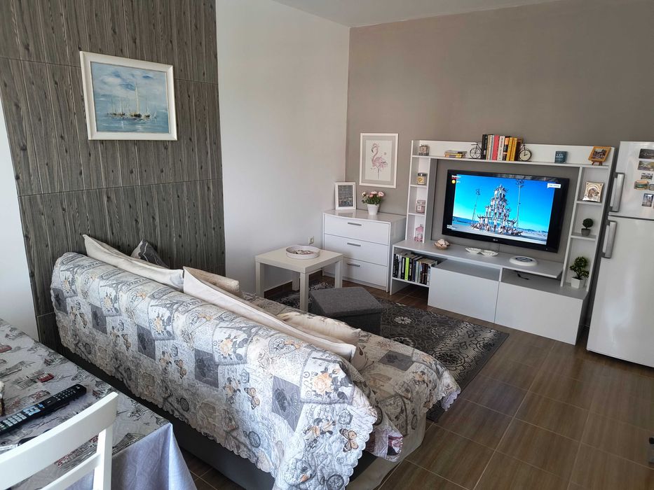 Продавам обзаведен апартамент в Кранево