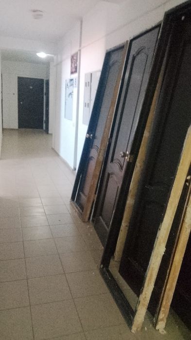 Есік сатам б.у комнатаға