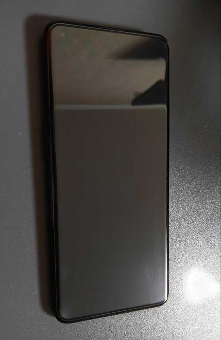 One plus 9 pro телефон