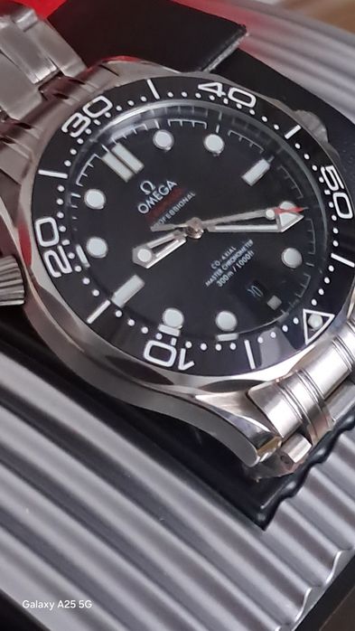 Vand ceas Omega nou