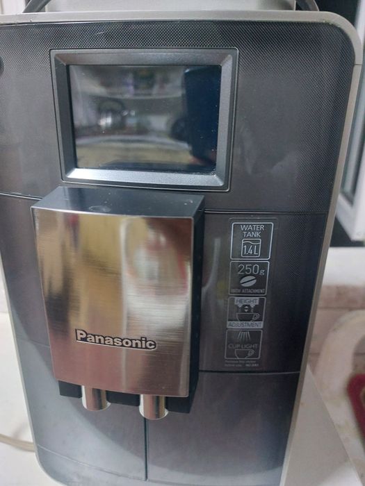 Продаётся кофе машина Panasonic NC-ZA 1