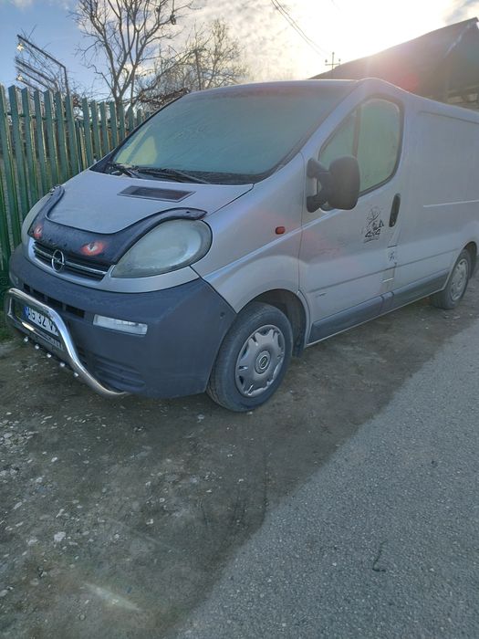 Opel vivaro an 2005
