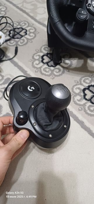 Logytech G923 + Driving Force Shifter