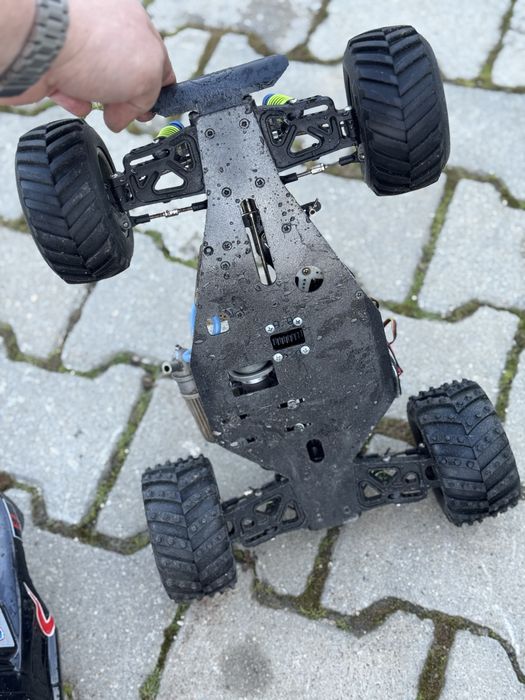 Automodel rc nitro 1:10 carson modellsport 2005 carcasa diferita