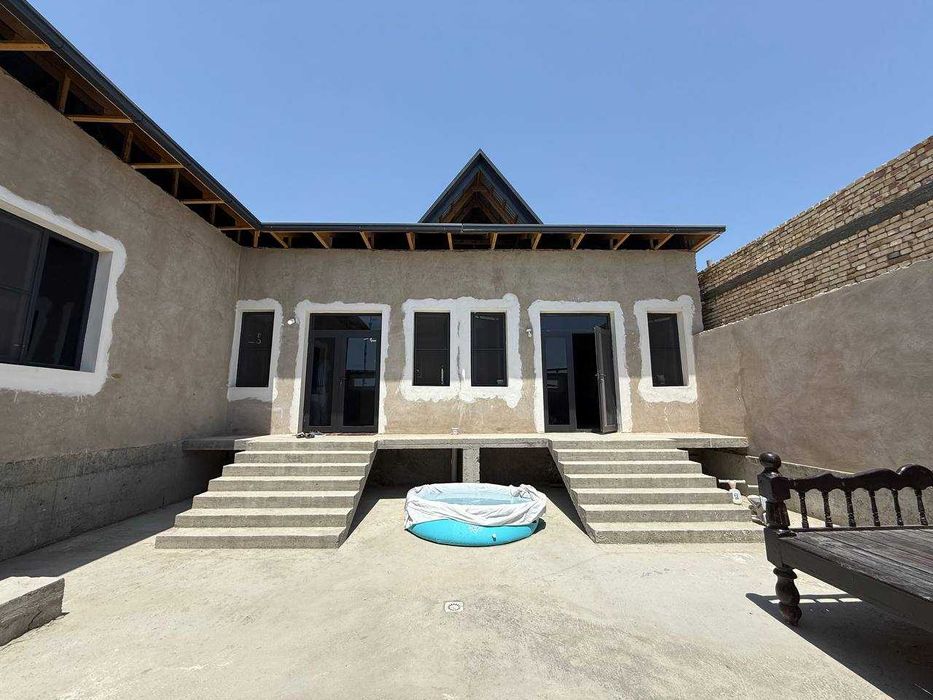 TAYYOR 3 SOTIQ hovli sotiladi