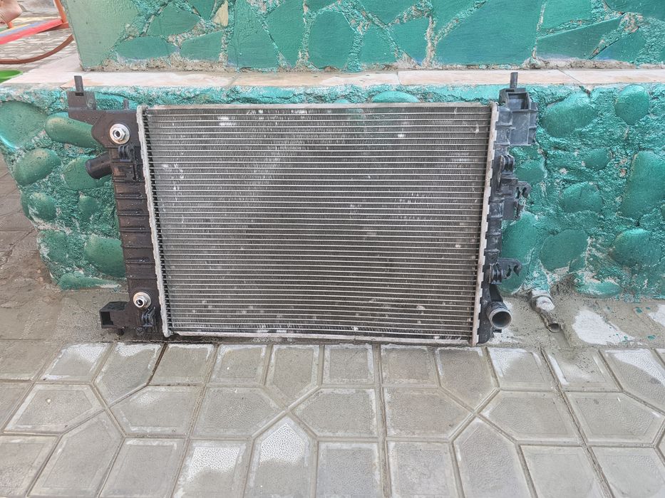 Радиатор от кобальт автомат