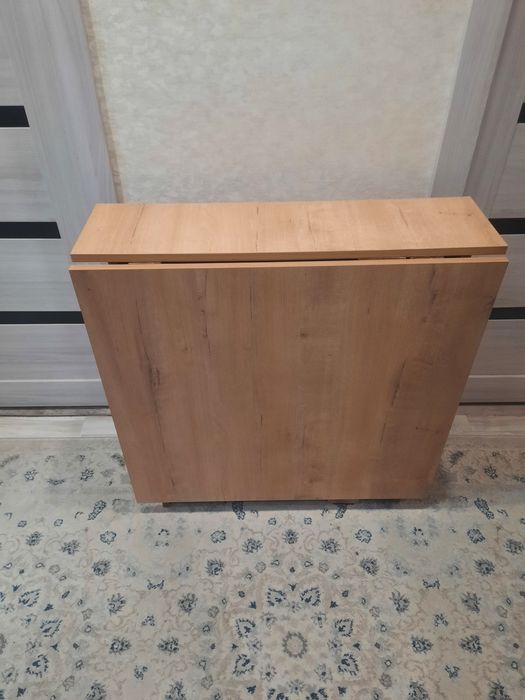 Продам Стол книжка.