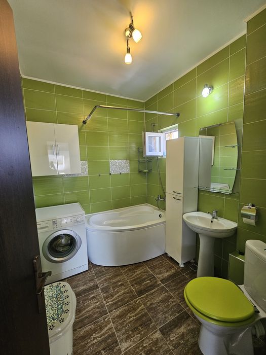 Închiriez apartament 2 camere