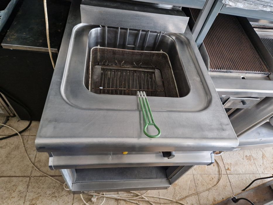 Friteuza dubla electrica sau gaz, grill electric, ap fast food