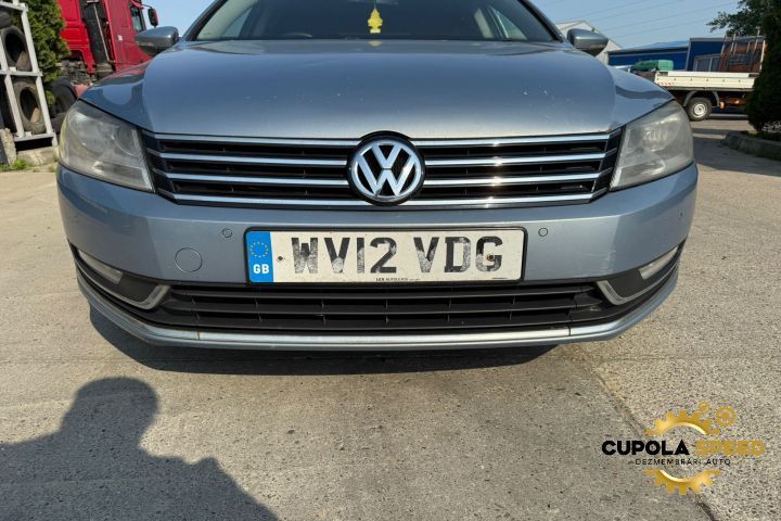 Grila centrala Volkswagen VW Passat B7 [2010 - 2015] 2.0TDI CFF
