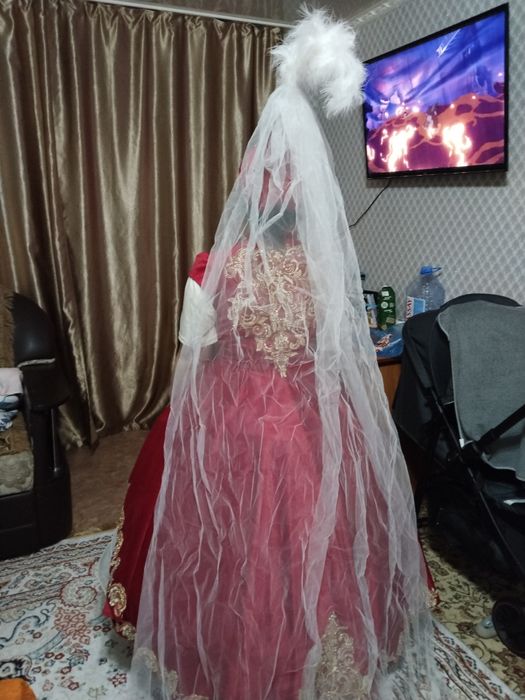 Продам свадебное платье