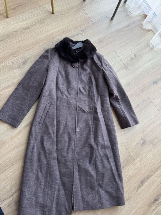 Продам новое пальто