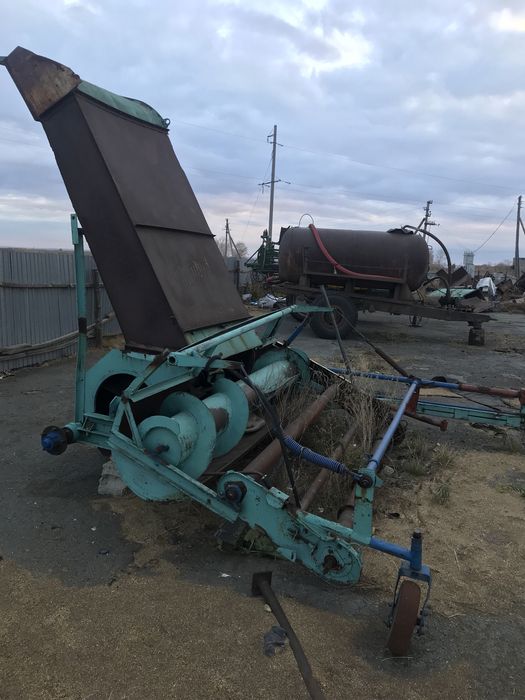 Тайфун подборщик сена соломы
