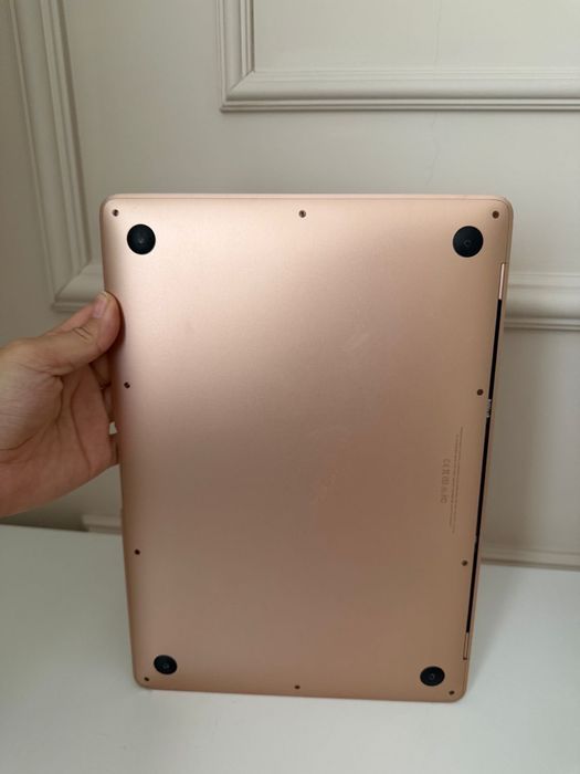 MacBook Air 13 2019 i5