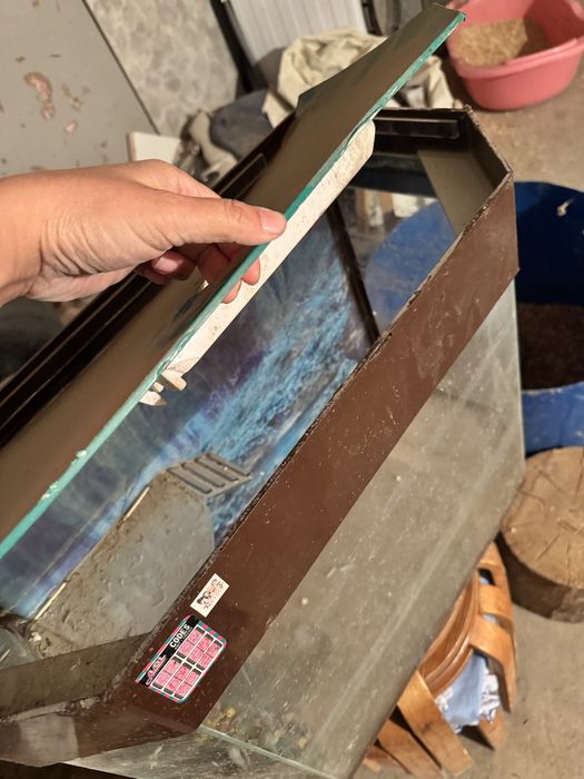 Аквариум для рыбок. Размер 50 литров