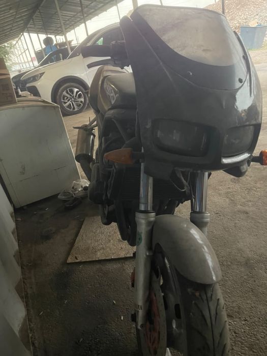 Продам мот ямаха fz400